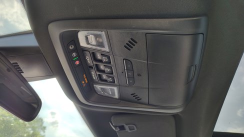Used 2023 Buick Enclave Essence w/ Experience Buick Package image 23
