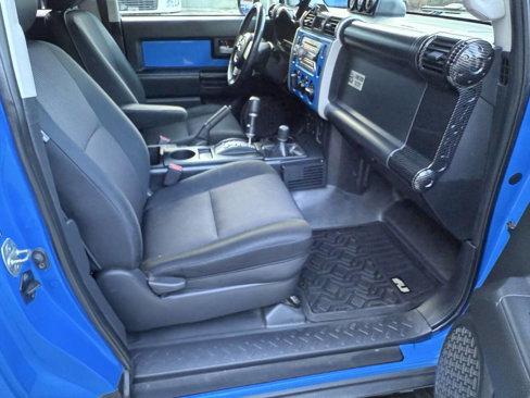 Used 2007 Toyota FJ Cruiser 4WD image 17
