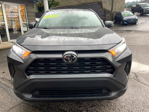 Used 2021 Toyota RAV4 LE image 2