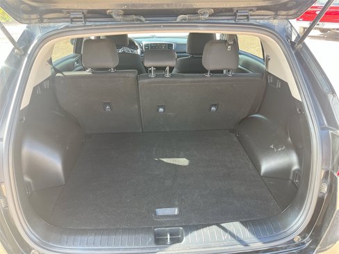 Used 2022 Kia Sportage LX image 24