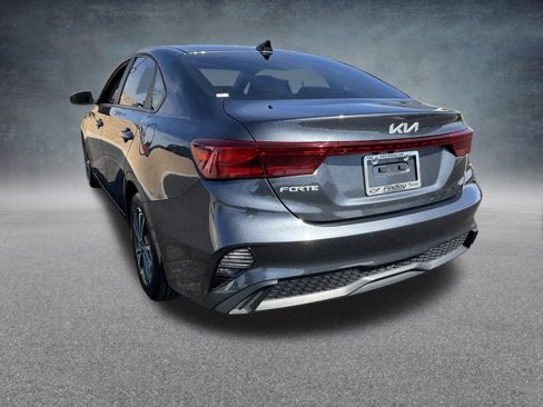 Used 2023 Kia Forte LXS image 8