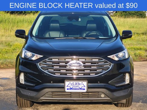 Used 2022 Ford Edge Titanium image 2