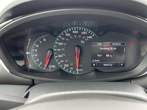 Used 2021 Chevrolet Trax LT w/ Sport Edition image 26