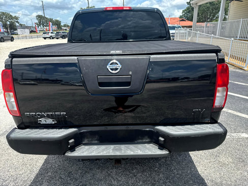 Used 2012 Nissan Frontier SV w/ SV Premium Utility Pkg image 4