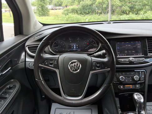 Used 2021 Buick Encore Preferred image 13