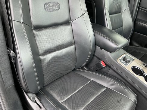 Used 2015 Jeep Grand Cherokee Overland w/ Advanced Technology Group image 27