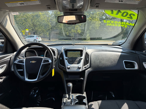 Used 2017 Chevrolet Equinox LT image 10