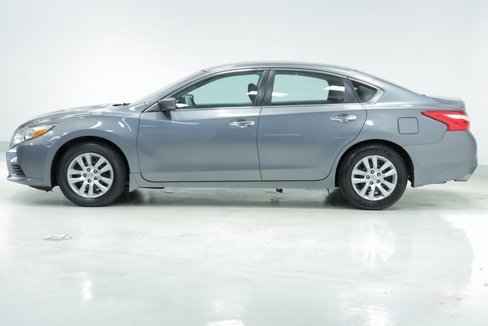 Used 2017 Nissan Altima 2.5 S w/ Power Driver Seat Package image 4