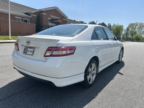 Used 2011 Toyota Camry SE image 9