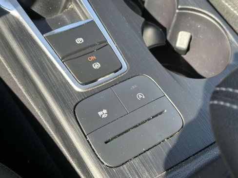 Used 2022 Ford Escape SEL w/ Technology Package image 23