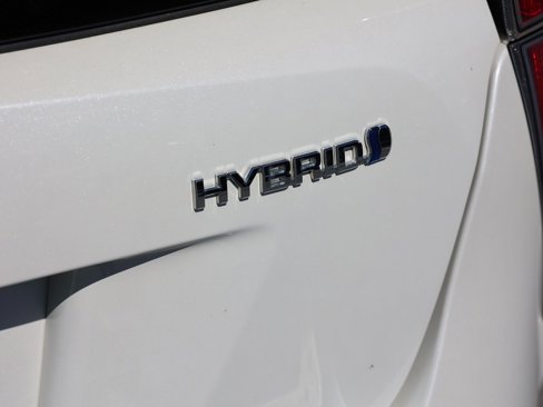 Used 2017 Toyota Prius Four image 15