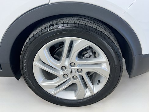 Used 2022 Chevrolet Bolt LT image 30