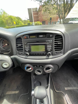 Used 2011 Hyundai Accent GS image 23