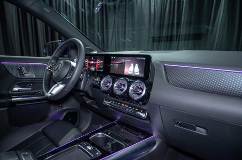 Certified 2025 Mercedes-Benz GLA 250 image 15