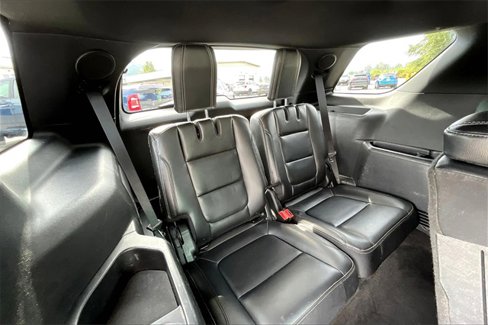 Used 2016 Ford Explorer Limited image 23