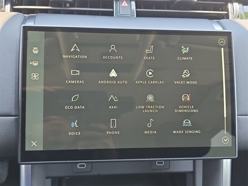 Used 2024 Land Rover Discovery Sport S image 21