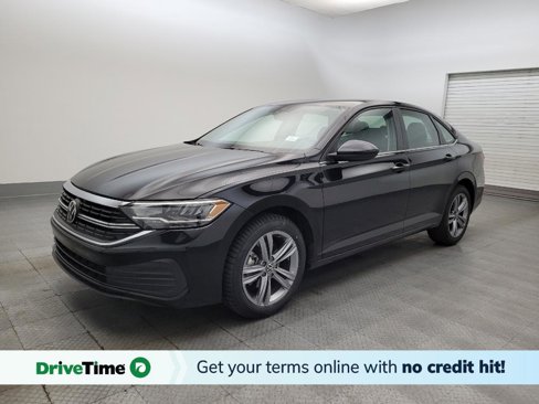 Used 2024 Volkswagen Jetta SE image 1
