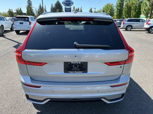 New 2025 Volvo XC60 B5 Core w/ Climate Package image 12