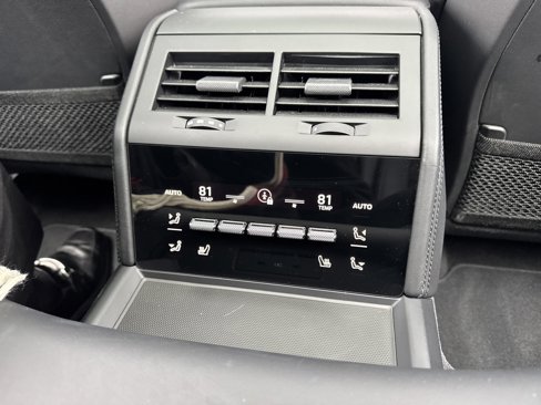 Certified 2024 Porsche Panamera image 22