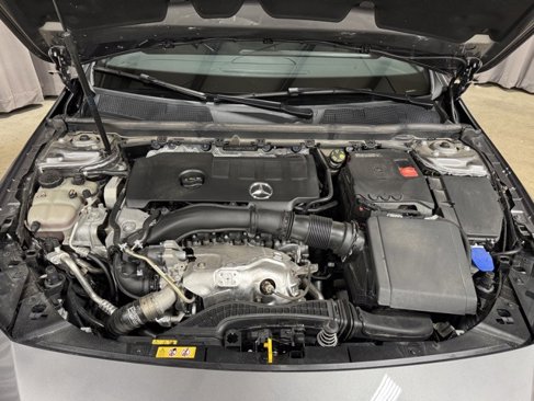 Used 2023 Mercedes-Benz CLA 250 4MATIC image 33