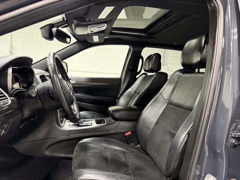 Used 2018 Jeep Grand Cherokee Altitude image 16