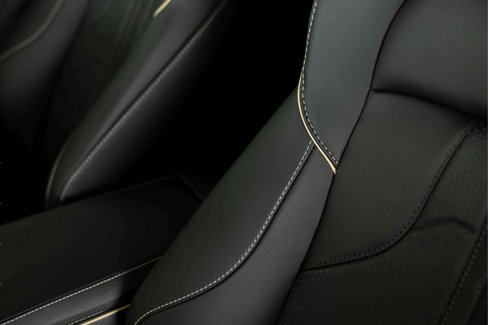 New 2025 Aston Martin V8 Vantage Coupe image 20