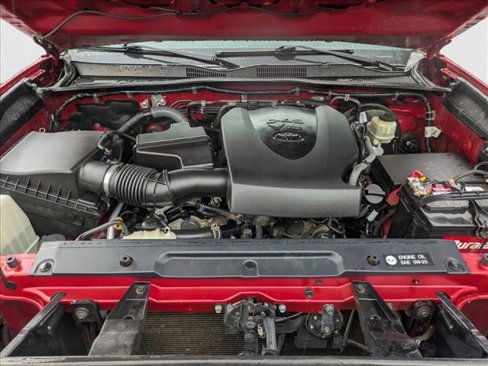 Used 2017 Toyota Tacoma SR5 image 16
