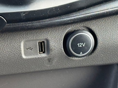 Used 2020 Ford Transit 250 Medium Roof w/ Load Area Protection Package image 17