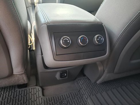 Used 2017 Chevrolet Traverse LS image 16