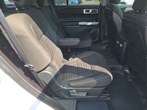 Used 2020 Ford Explorer XLT w/ Comfort Package image 24