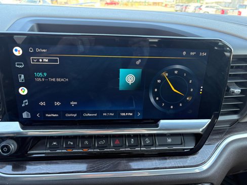 Used 2022 Chevrolet Silverado 1500 LTZ w/ Technology Package image 30