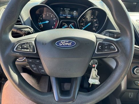 Used 2018 Ford Escape SE image 13
