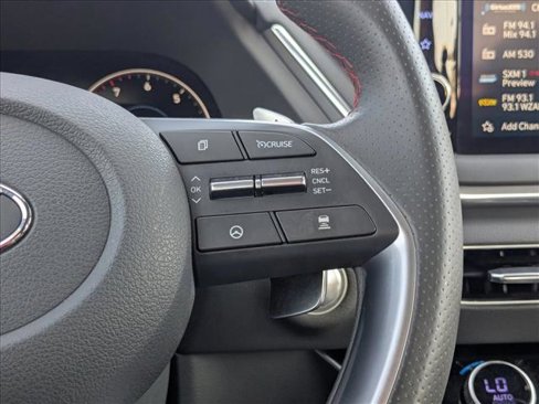 Used 2022 Hyundai Sonata SEL Plus w/ Preferred Accessory Package image 12