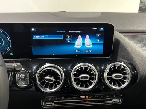 Used 2021 Mercedes-Benz GLA 250 4MATIC w/ Premium Package image 36