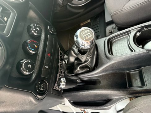 Used 2014 Jeep Wrangler Unlimited Sport image 18