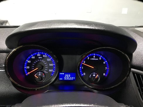 Used 2012 Hyundai Genesis 3.8 image 18