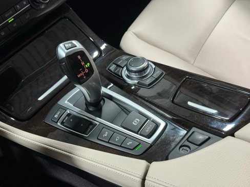 Used 2013 BMW 535i xDrive Sedan image 38