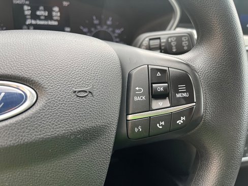 Used 2020 Ford Escape SE image 24