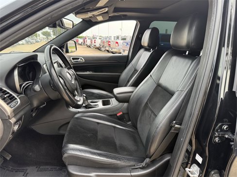 Used 2018 Jeep Grand Cherokee Altitude image 24