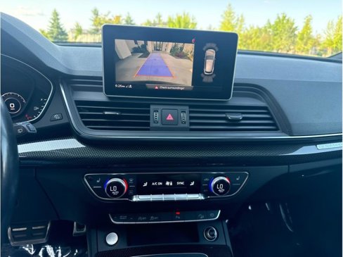 Used 2018 Audi SQ5 Premium Plus w/ Navigation Package image 15
