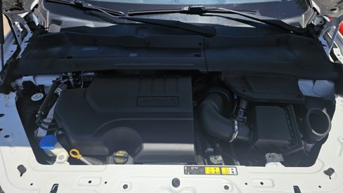 Used 2018 Jaguar E-PACE SE image 17