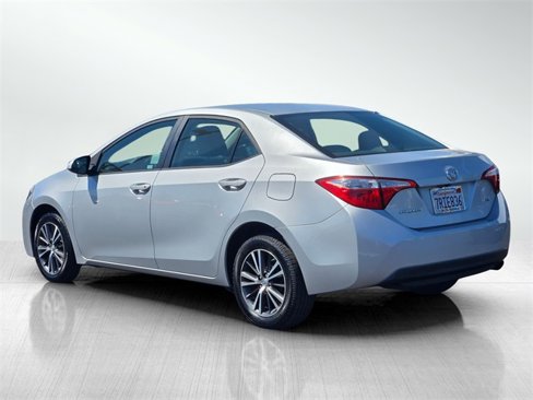 Used 2016 Toyota Corolla LE image 6