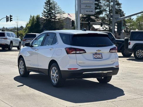 Used 2023 Chevrolet Equinox LT w/ Driver Convenience Package image 5