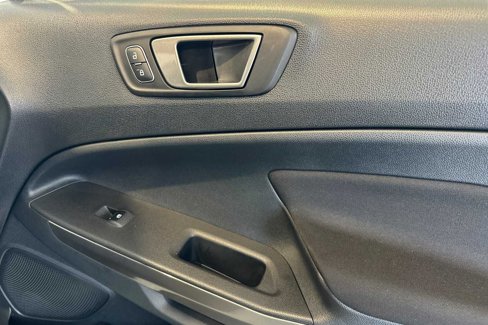 Used 2020 Ford EcoSport SE image 19