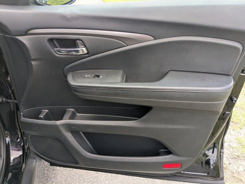 Used 2017 Honda Pilot EX-L image 37