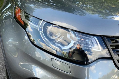 Used 2019 Land Rover Discovery Sport HSE image 25