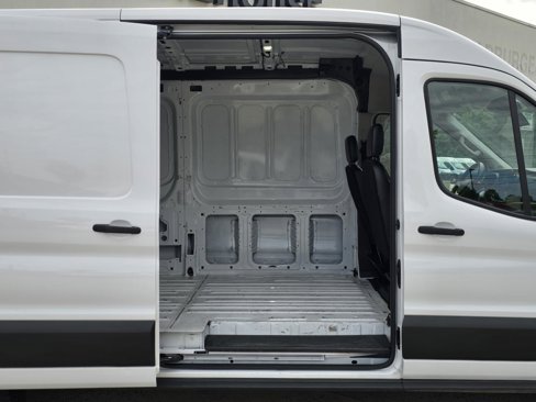 Used 2023 Ford Transit 250 Medium Roof AWD image 17