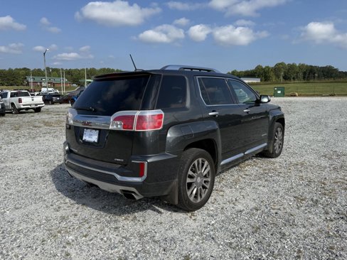 Used 2017 GMC Terrain Denali image 5