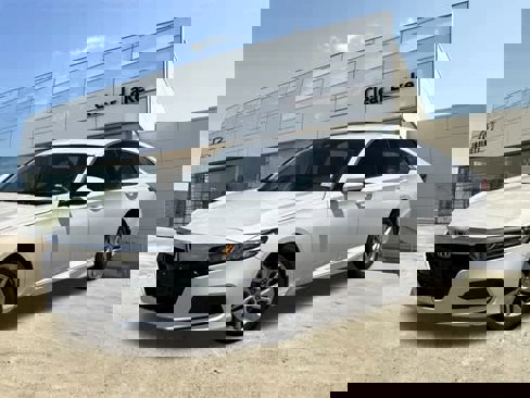 Used 2020 Honda Accord LX image 1