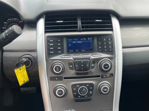 Used 2013 Ford Edge SEL image 18